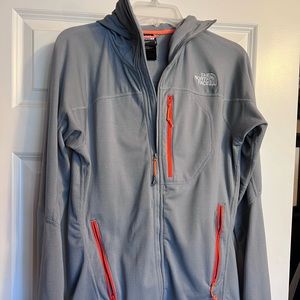 Like New! Men’s The North Face zip hooded light jacket